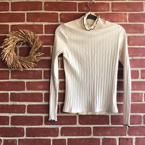Ribbed Madewell turtle neck with ruffle detail